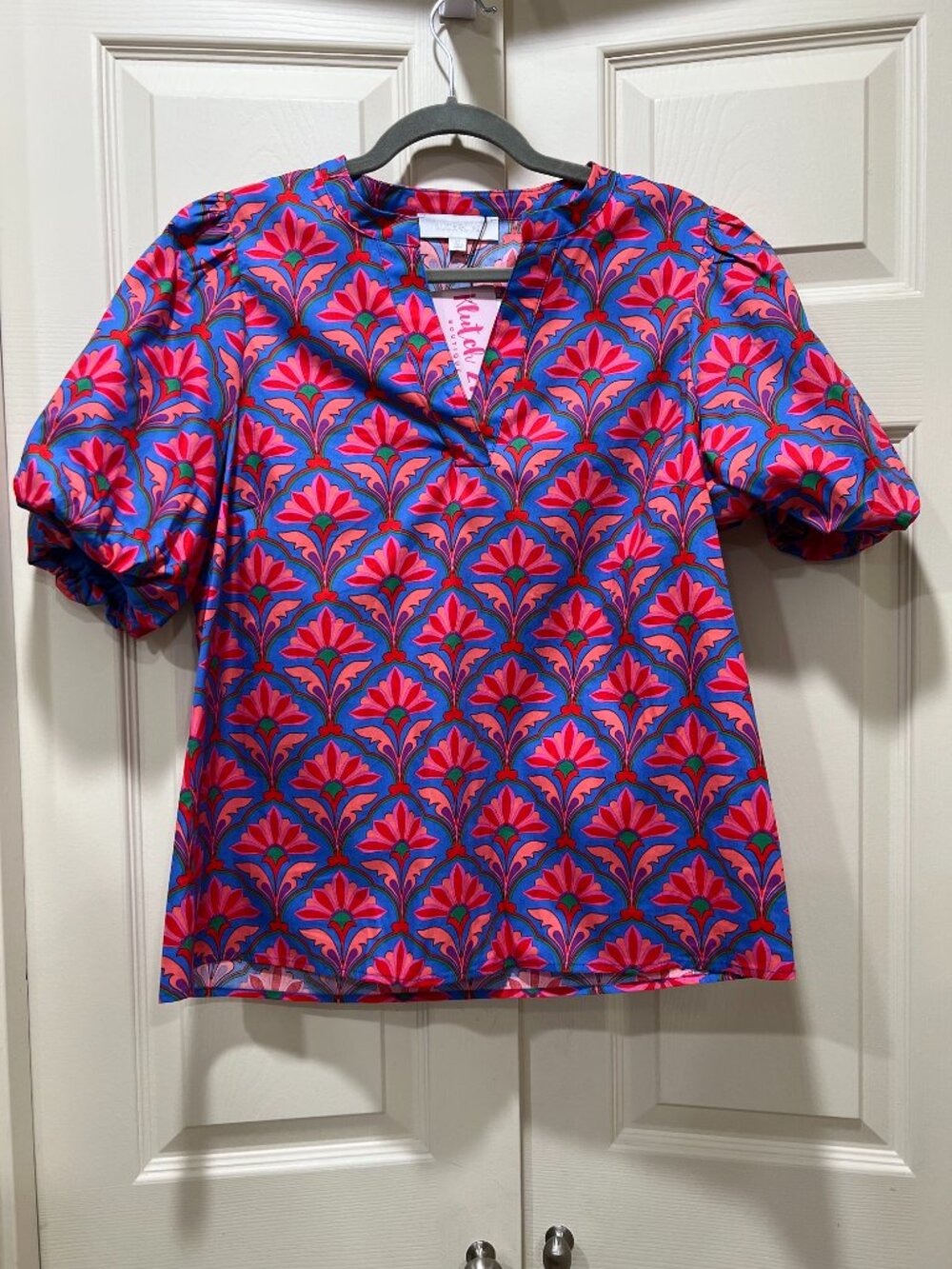 NWT Women’s SugarLips Blouse Top Blue Pink Floral Geometric Print - Medium